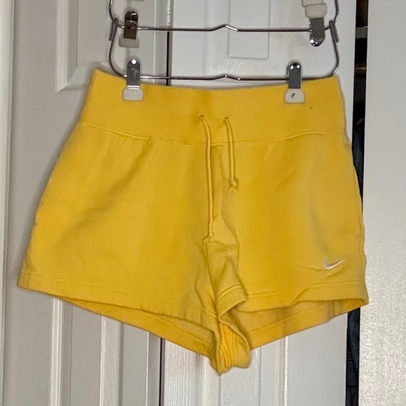 Nike Women's Phoenix Fleece High Waisted Shorts in Light Orange - Picture 2 of 4